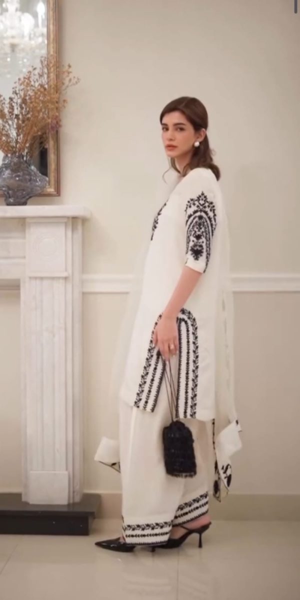 Zumraah Royal Stitched 3 pieces set